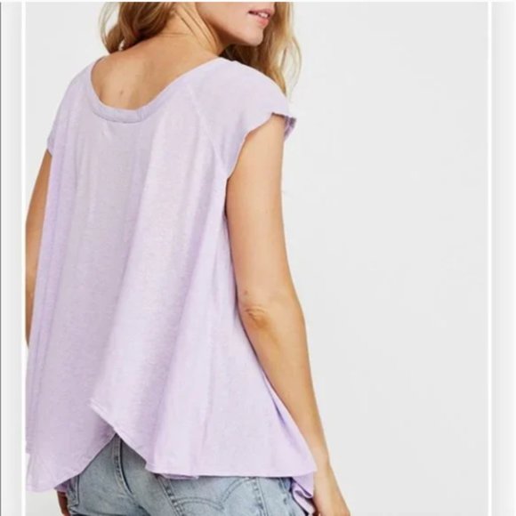 🆕 FREE PEOPLE - Oversized "Keep it Casual" Tee in Color Lilac Fields (M) - Picture 2 of 4